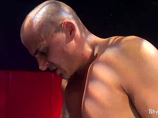 shyla stylez in hot threesome with big tits and ass 😍