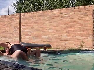 A story at the swimming pool