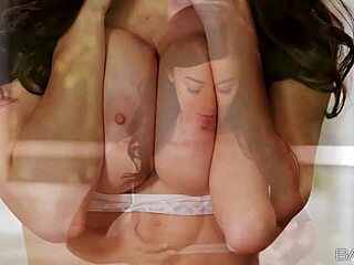 taylor vixen shows her tits while masturbating in hd