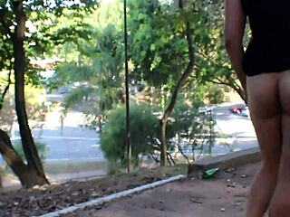 去炫耀却和陌生人来了一场意外冒险