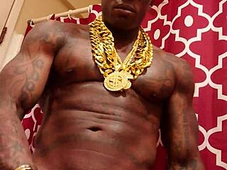 Hallelujah Johnson Worships Huge BBC Solo