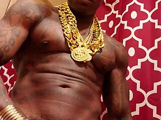 Hallelujah Johnson Worships Huge BBC Solo