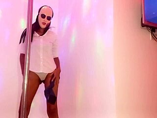 Watch Her Fuck For Grades!