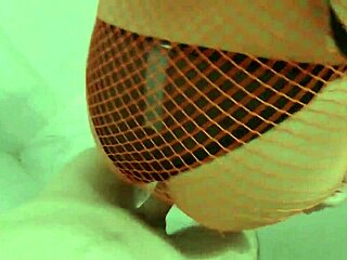 Hermanastra VEN Y TE FOLLO EL COÑO HASTA LLENARTE DE LECHE