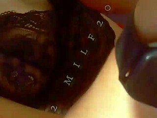 嘿，我真想在户外狗爬式操这个亚洲少女