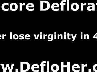 אליס פטרסון בת 18+ מדהימה מצלמת סלפי של כוס ותחת 😍