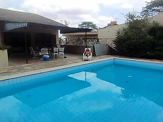 Pool sex with a tasty cum bath! 💦