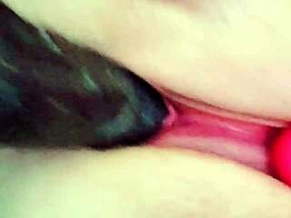 Milky pussy gets toyed with big ass bouncing 😍