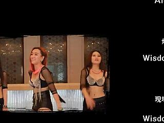 Check out this stunning jazz dance by Tokyo's troupe!