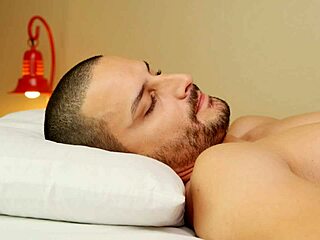 for the girls - see mark’s face while i suck him off! 😜