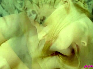 Casey cemplung ke memek Lisbet, jilat pantatnya gila-gilaan