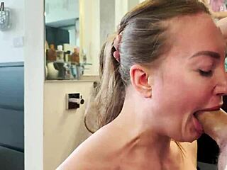 Hot milf and sexy stepdaughter team up for double blowjob! 😍