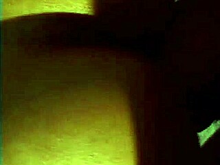 شوكولات كاندي 4 - مثلي أسود جائع يضرب مؤخرة صديقه الضيقة