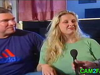 Julia Miles exhibe ses gros nichons allemands en hardcore