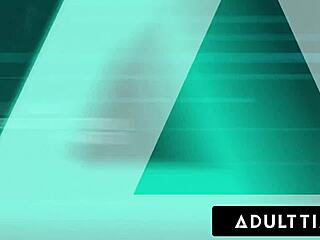 Milf Lesbian Dee Williams Helps Spencer Bradley Orgasm