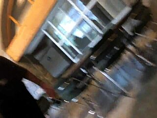 Hidden voyeur clip img 3819 2 mov candid capture