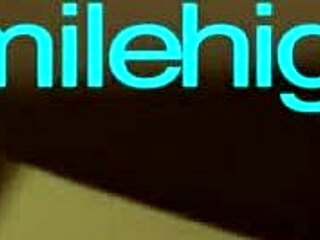 반항적인 라티나 스텝대터가 스텝대드의 화난 지배에 맞서 깊은 액션!