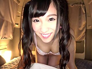 ¡Hey nena, sigue chupándomela así!