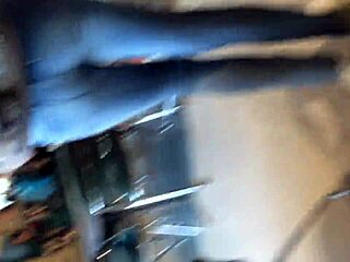 Hidden voyeur clip img 3819 2 mov candid capture