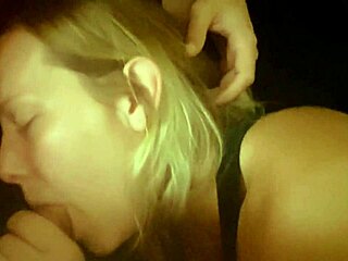 Chupando pollas grandes 😏