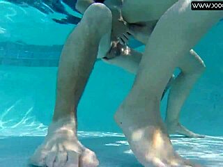 Minnie Manga Explores Underwater With A Dick In Hentai