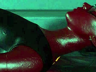 Alien Reporter Masturbates on Boring Work Trip