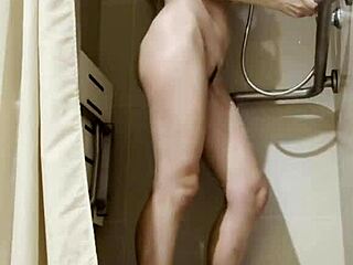 Post-Gym Hammam and Shower with Girlfriend 🛁