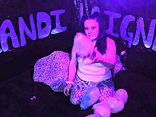 Cute MILF Kandi Laigne Enjoys Balloon Popping Fetish In Homemade Video.