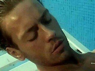 Италиански винтидж хардкор с интензивен анален екшън в класическа сцена