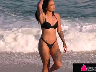 阿加莎·雷斯用毛茸茸的肛交支付出租车费 - 与马克·巴特