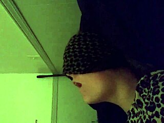 Blonde milf teacher gets cunt licked