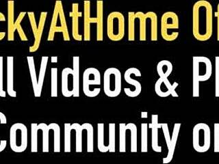 blondes vicky vette and jillian janson have a lesbian sex session