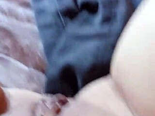 Gretala burns with desire to dance and seduce