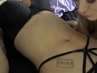 uhh, lesbian lingerie belly button worship is so hottt...