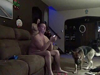 Pregnant woman gets cum inside her vagina