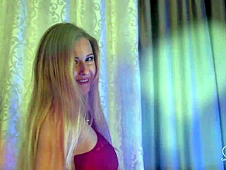 Santa gave me a dildo, my pussy cums 🎄