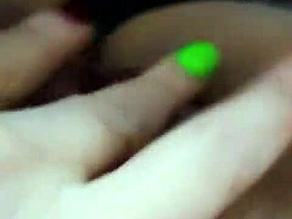 stepmom with big ass invited stepdaughter to fuck in pussy