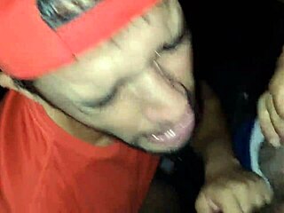 Iso kyrpä panee poikaystävän persettä?