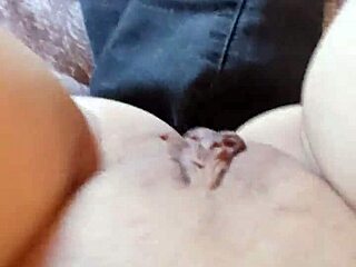 Gretala burns with desire to dance and seduce