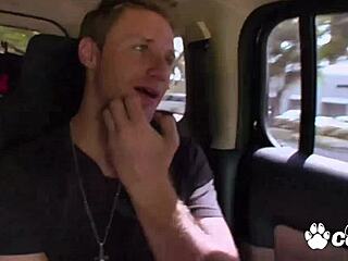 Jaclyn Fox渴望粗暴阴道猛填