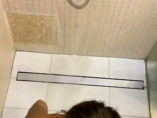 Monika fox licking suck and got a mouthful of piss in the shower free