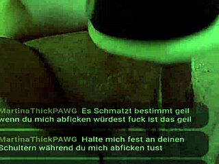 おもちゃでライブカメラでちんぽをシゴく