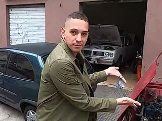 Monique bertolini tours motorhome workshop in california usa 😊