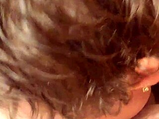 Krásná tlustá BBW jezdí na tvrdém ptáku v POV anime hentai scéně