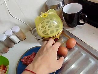 My hot Colombian stepmom teaches me cooking, but I’ve always wanted to taste her instead.