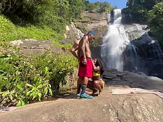 I took the hot girl to the waterfall for sex