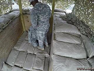 Çıplak Filipinli çift sikişi ve 18+ gay erkek penis orgisi resimleri