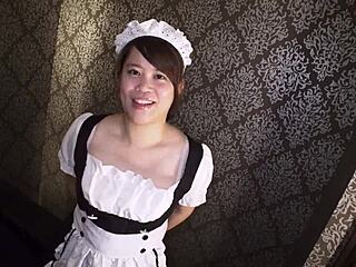 מרגיע עם בחורה יפנית בקוספליי אריקה פונאקי לכיף סקס