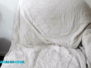 hairless milf vivi guedez calls delivery guy for special delivery 😏