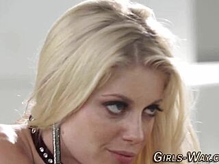 Hot Latina Babe Tribs And Tastes In Lesbian 3some